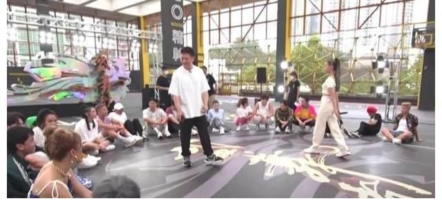 花姐|钱嘉乐回归TVB 直言要搞节目创新就不要计较收视率