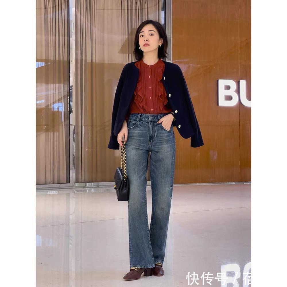 衬衫 今年还是穿“牛仔裤”最洋气,这样搭配衬衫、针织衫、毛衣,好美