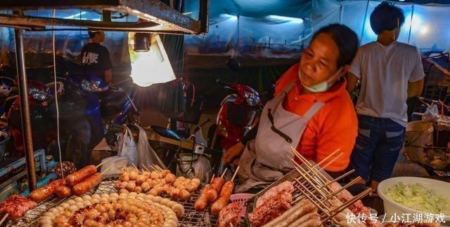 夜市|泰国清迈夜市，平民“美食天堂”，市民和游客争相“寻味觅食”