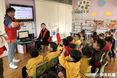 幼儿园入学测试题有多难？985名校家长直言：比我大学作业还难