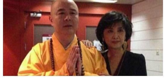 |沙雕动画,搞笑:偷拿亲爹的私房钱,他敢怒不敢言!