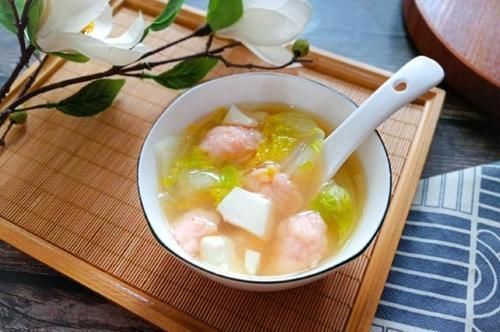 冬天,吃牛羊肉不如吃它,12元1斤,高蛋白低脂肪,做成汤真鲜