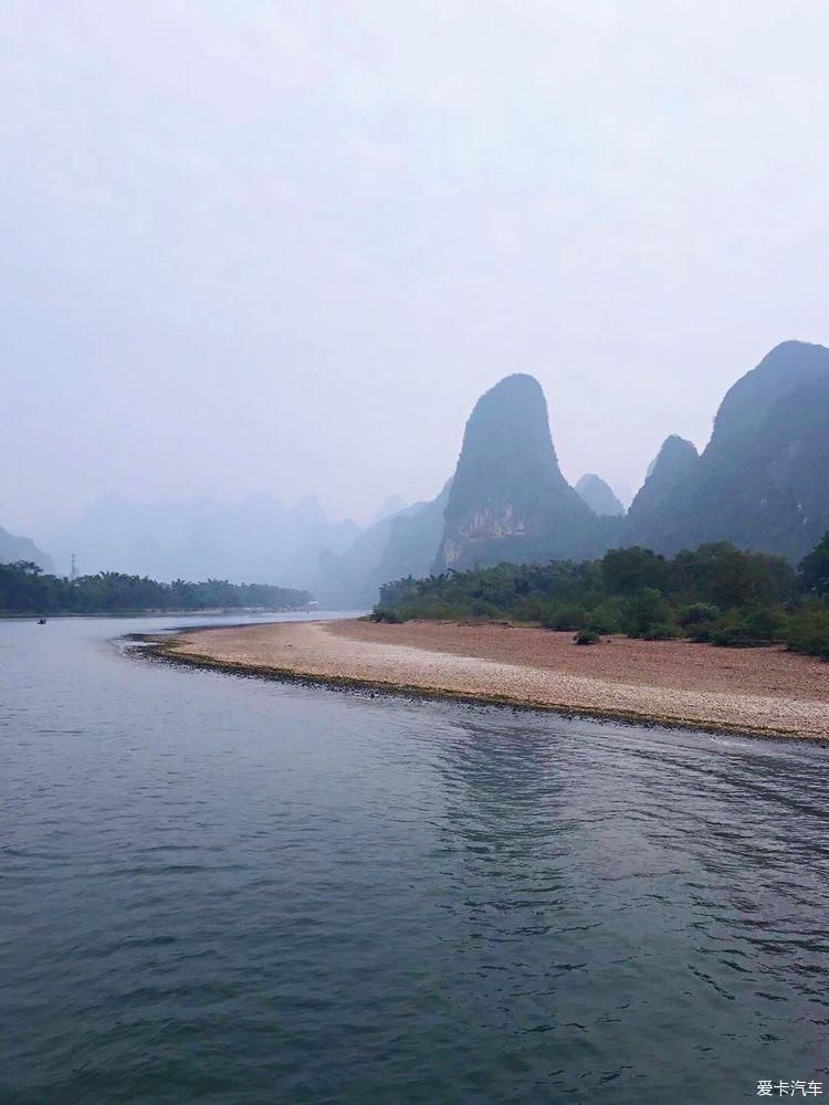 漓江山水甲桂林