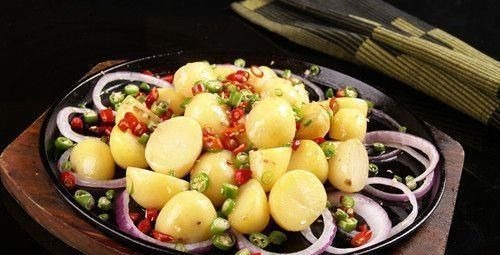 土豆不能和这些一起吃中毒伤身安全吃土豆,赶紧纠正“错误”