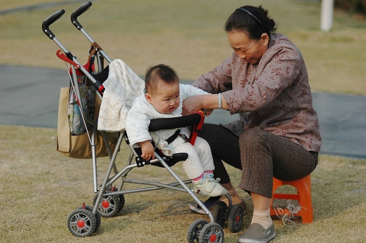 孩子|在孩子眼中，奶奶和外婆有啥区别？这三个孩子说得很透彻