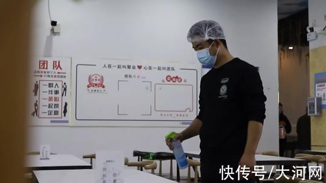 防控|坐标荥阳!现场直击闭环管理中的河南高校!大家放心，一切安好