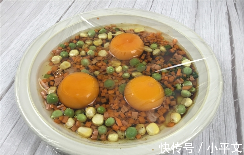 煎饼|鸡蛋最新做法,不煮不炒不煎饼,3个鸡蛋搁锅里,饭菜都有了