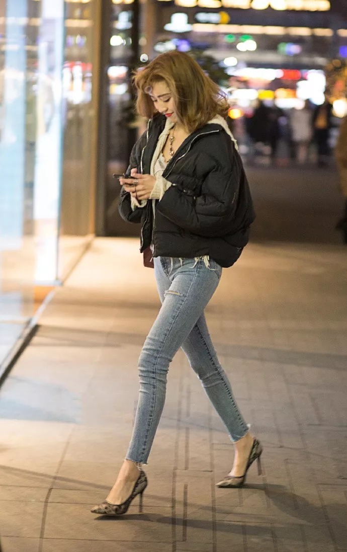 气场|女人穿搭高跟鞋,带给自己更加自信的气场