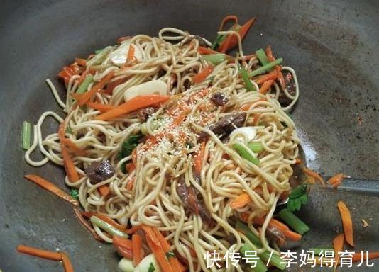 鸡胸肉|天热吃面,这3款别错过,营养美味又爽口,全家老小都爱吃!真香