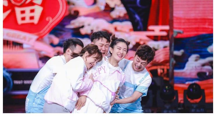 《快乐大本营》永久停播，新节目主持只剩何炅，其他人该何去何从