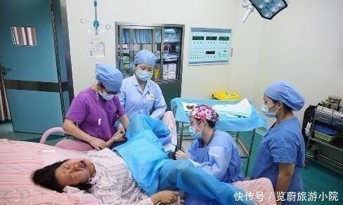 分娩|产妇在进产房前，偷偷塞给医生一张“小纸条”，让其他宝妈泪流