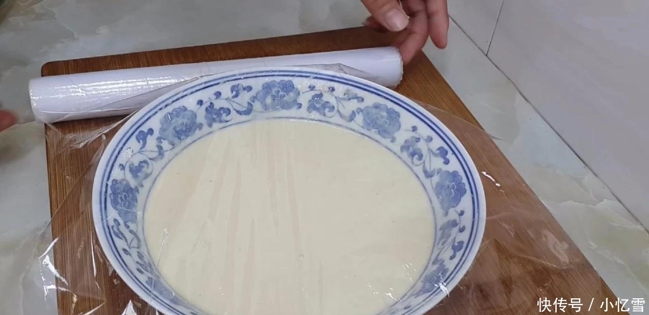 西葫芦|早餐又出新吃法, 不用和面, 做出来比鸡蛋饼都好吃, 好吃到流口水