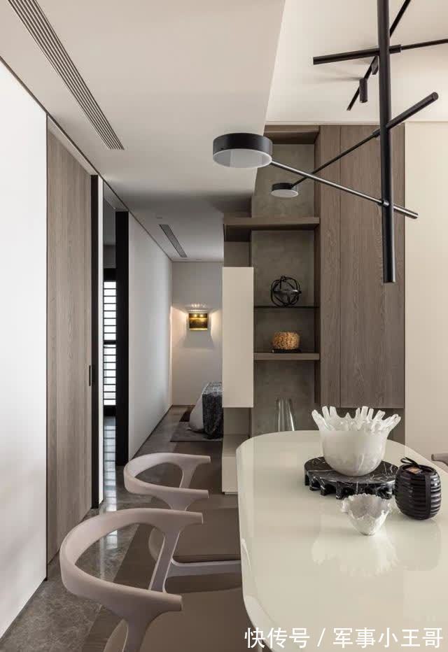 餐厅|参观了这位大学老师的家,才明白何为高级感,光是客厅就迷住了我