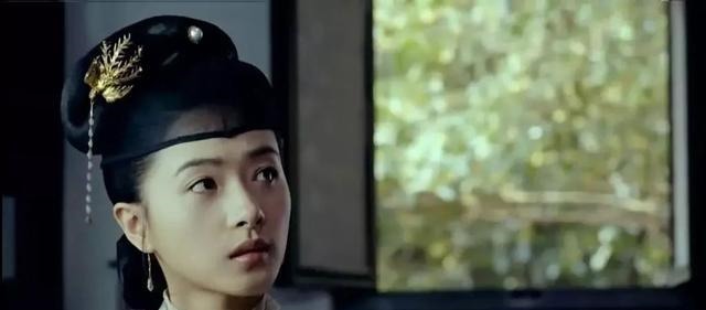 他文采过人,著名的“诗坛”霸主,却在气节上输给了自己的妻子