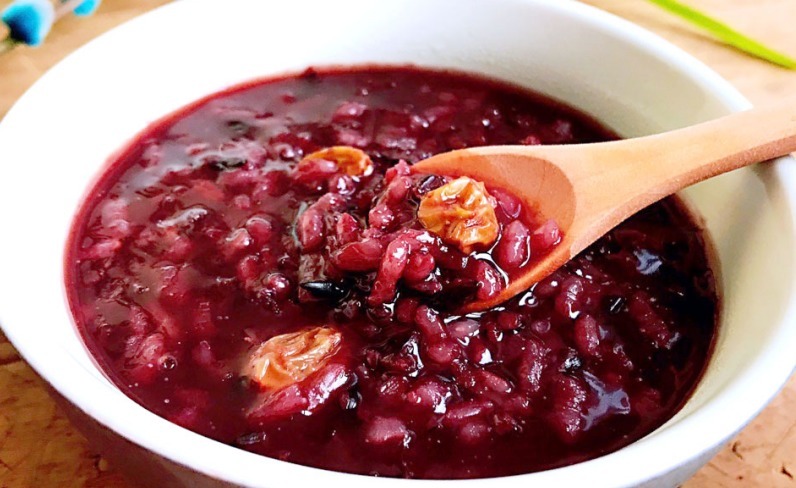 秋季,早餐多喝养胃粥,暖胃养胃,营养极高,常喝气色更好!