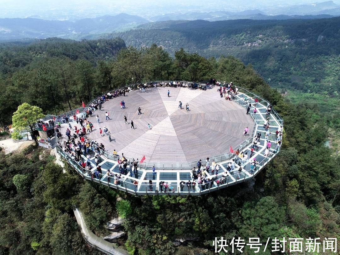 五华山旅游区：相传曾是太上老君传经布道之地|百城行 | 新闻记者