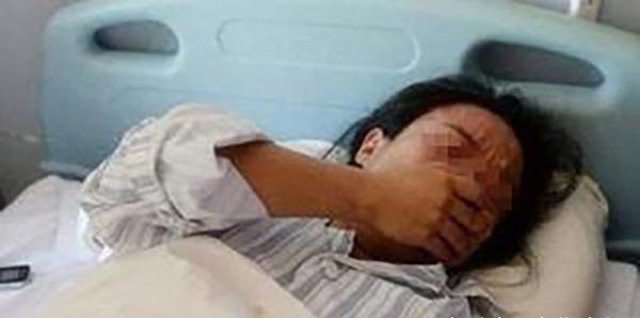 小丽|女子生下孩子,不料孩子竟是双性人,得知原因,女子怒扇婆婆