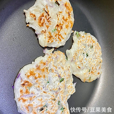 萝卜|#东古家味美食#萝卜这样做的饼好吃了