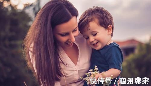 危险物品|孩子误拿502胶水滴眼睛,妈妈30秒内的处理办法,医生都夸奖