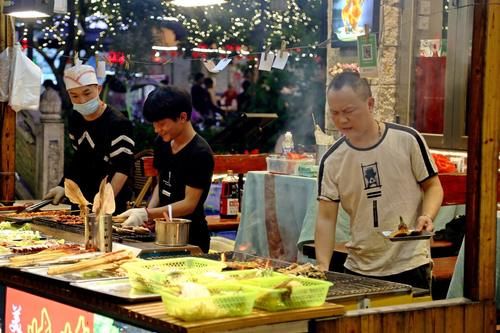 来阳朔，最让你欲罢不能的当地美食，是什么？