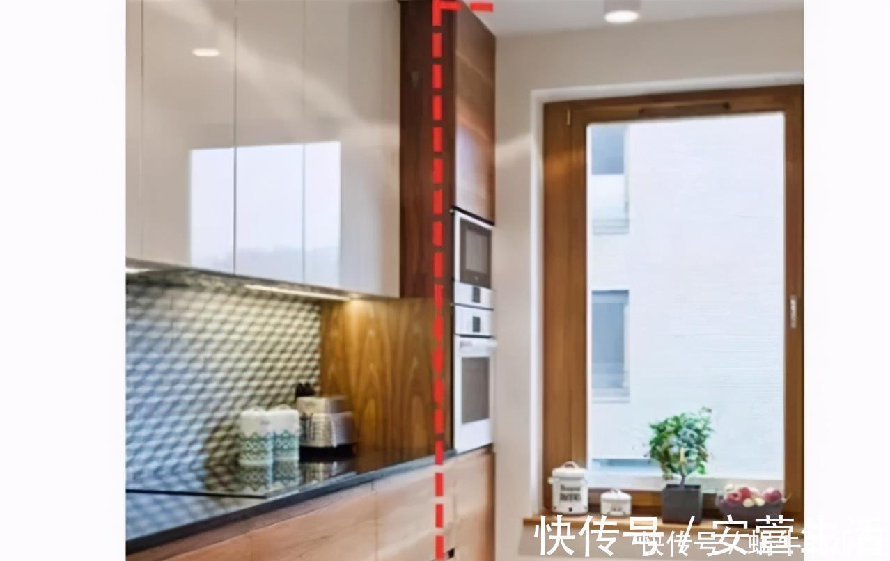 高柜|灶台旁留30公分做高柜,厨电全都嵌进墙还扩大储物,太赞了