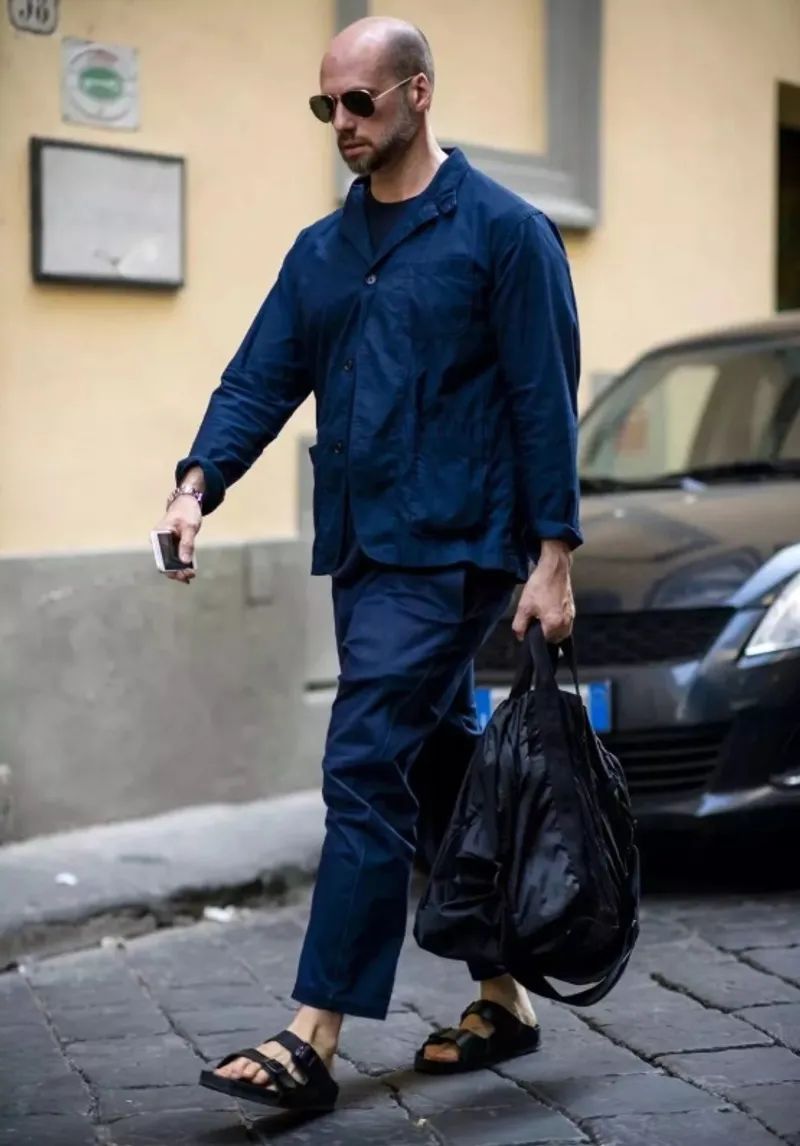 s凉鞋砍男术，男生都爱这样穿凉鞋的女生｜夏日凉鞋集合