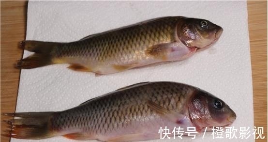 粘锅|无论煎鱼还是煎豆腐,万不可直接下锅,多加这一步,不破皮不粘锅