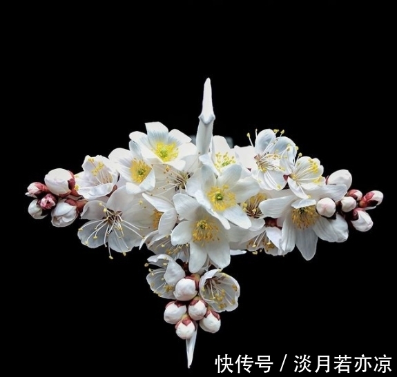 大男人$人糙手不糙,大男人沉迷叠纸鹤,365天不重样,个个堪称艺术品