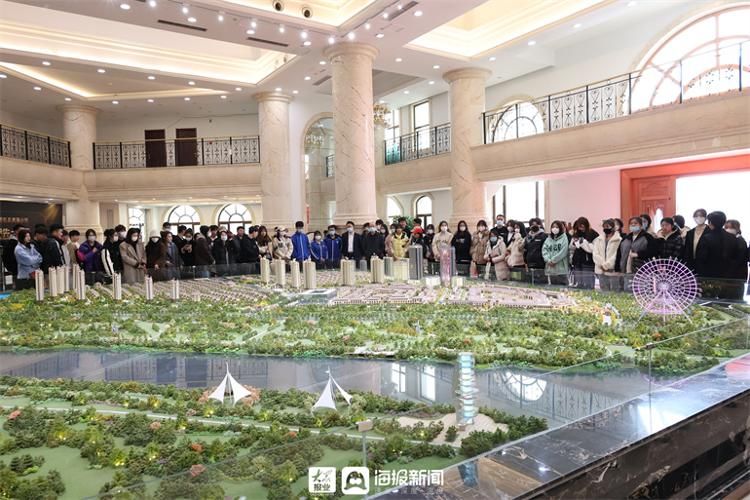 德州学院！74款恐龙，你爱哪一款？铜锣湾奥特莱斯恐龙IP评选会成功举办