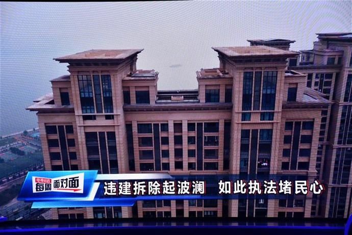 曝光|老旧小区改造后顶楼房间出现漏水，武汉电视问政曝光