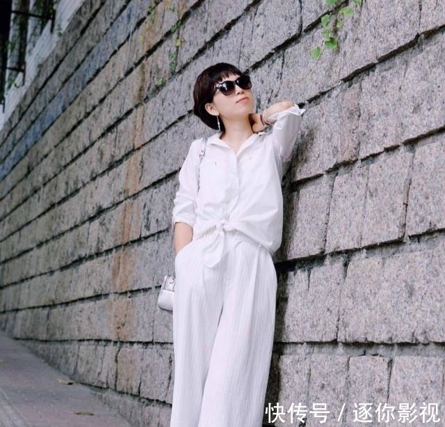 阔腿裤|50岁左右的女人，切忌穿这2个颜色，多穿另外3个，更能显白减龄！