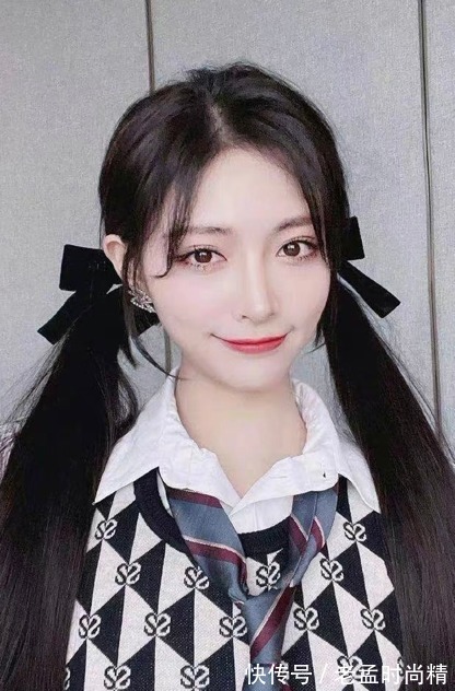 发带|小饰品如何搭出优雅气质?这些搭配方法可以看看