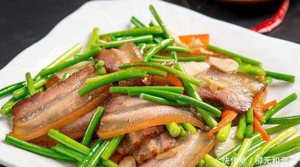 不硬|炒腊肉时,别再用水泡了,教你一招,炒好的腊肉不硬不咸,吃着香