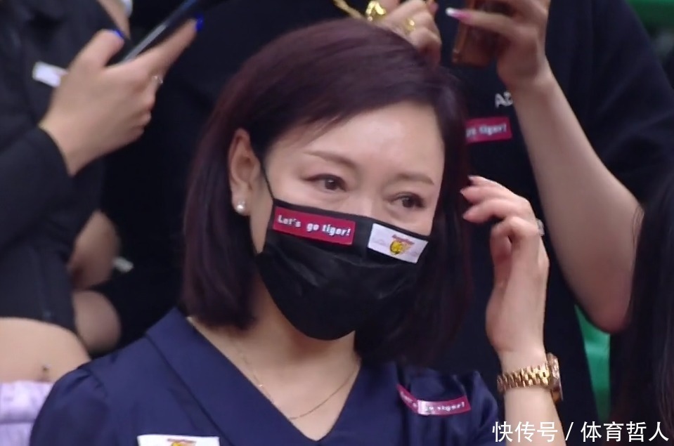 mvp|胡明轩:幸运遇上杜锋 胡爸爸首次亮相,是一个充满幽默的男人