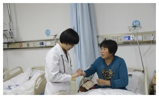 识别|46岁女子感染HPV不自知,认清2个“症状”,助你尽早识别