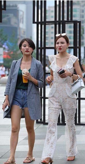小姐姐|路人街拍,性感可爱的小姐姐,满满的时尚感