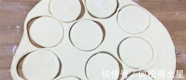 烤箱|想吃甜甜圈没有烤箱教你一招,轻轻松松做出松软的甜甜圈!