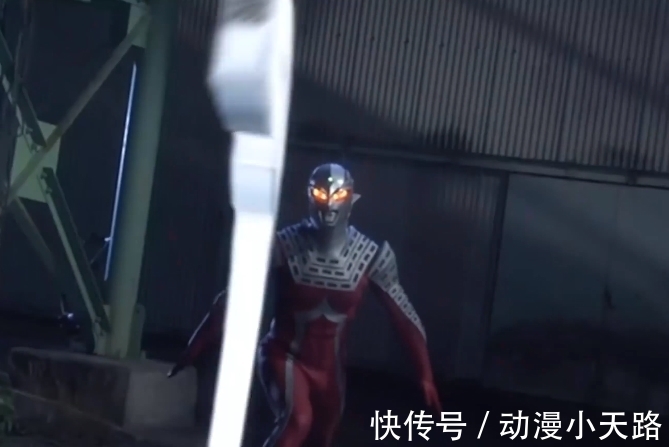 奥特曼|同样是没有版权的作品,千禧·奥特曼令人倍感惋惜,蓝弧奥已然成过街老鼠