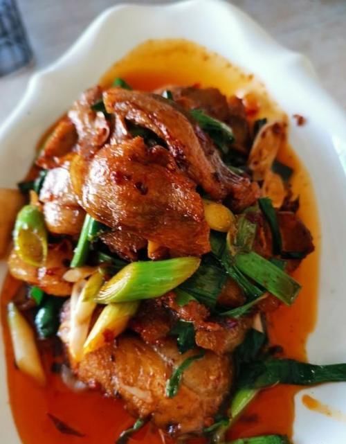 回锅肉如何解决瘦肉出现炒老的问题？