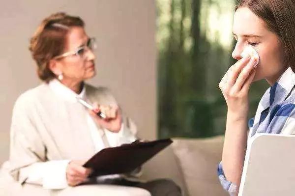 孕激素|卵巢老一岁,女人老十岁,哪类女性更易衰老