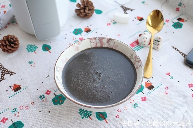 头发|有白发要常吃这食材,每天喝一碗,气血足身体好,头发慢慢变黑了