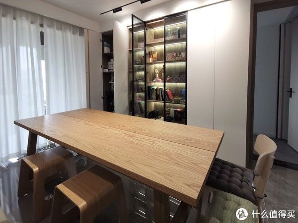 空间感|140平也能拥有大横厅！打通阳台和厨房，超大空间感，装出大宅范