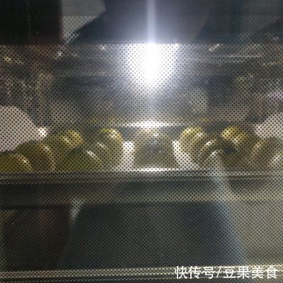 全家|蛋黄酥，全家都爱吃！方便又好做