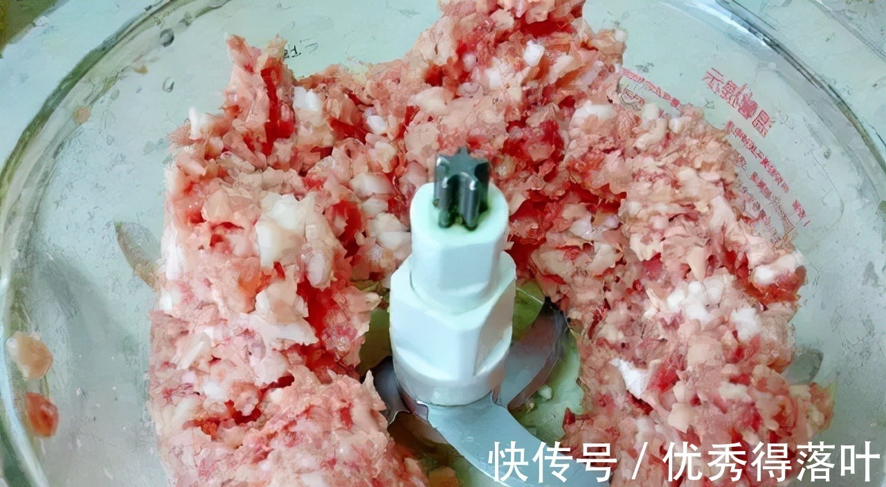 萝卜馅饺子好吃，调馅是关键，分享一个调馅法！