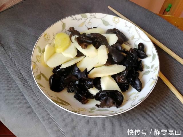 清洗干净|这东西，隔三差五吃，祛湿化痰又排毒，全家吃出好身体