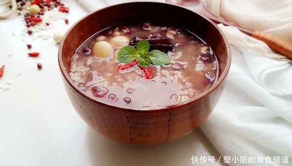 初春的早餐多吃这2样，做成粥来吃，10分钟上桌，补血怯湿降春