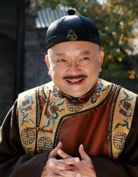 国家一级演员王刚小20岁娇妻气质卓然,11岁儿子像爸爸,家庭幸福