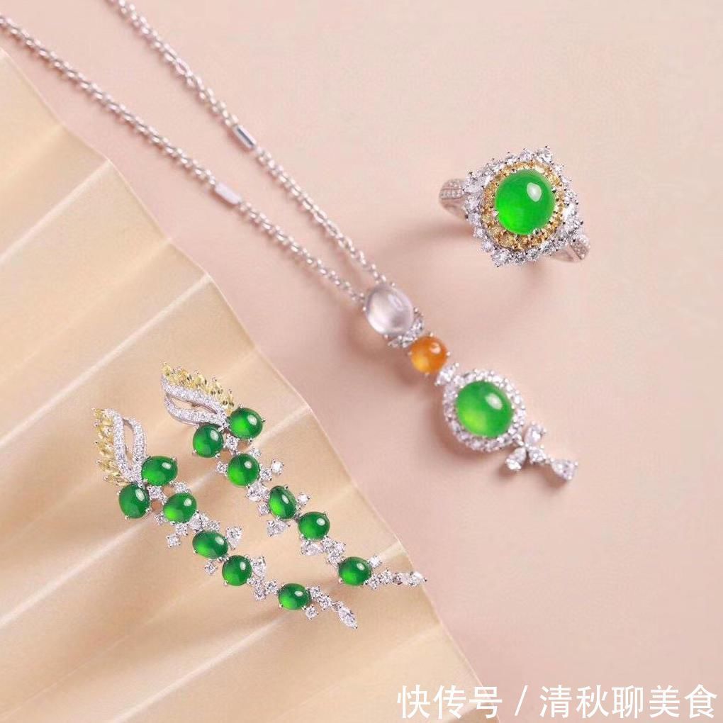 翡翠首饰@翡翠“小绿货”独占鳌头,究竟有什么样的魅力?让翠友格外的喜欢