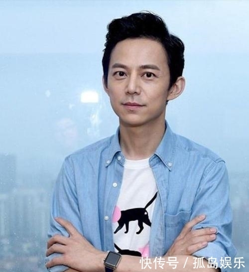 何炅也出错?是被尬黑还是确有其事,网友表示鸡蛋里挑骨头