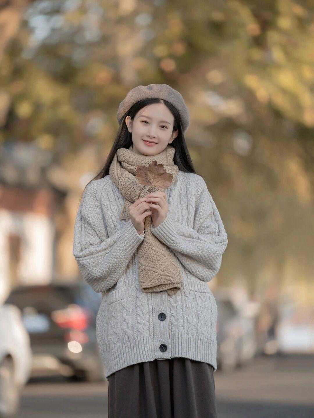 西装裤 要想文艺温婉并存,选择针织开衫啊!文艺清新温婉知性